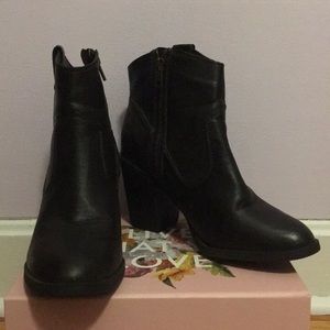 Divided • Black 3” heel boots